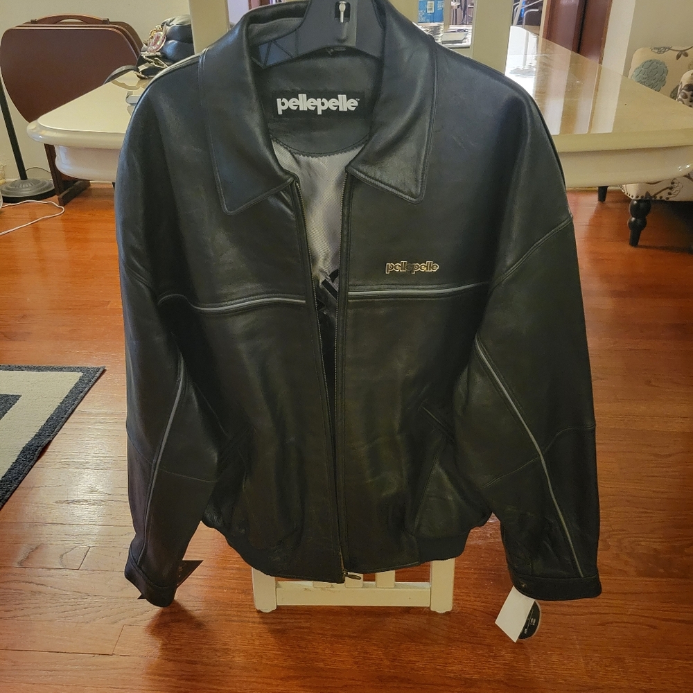 NWT Black Leather  Pellepelle Bomber Jacket